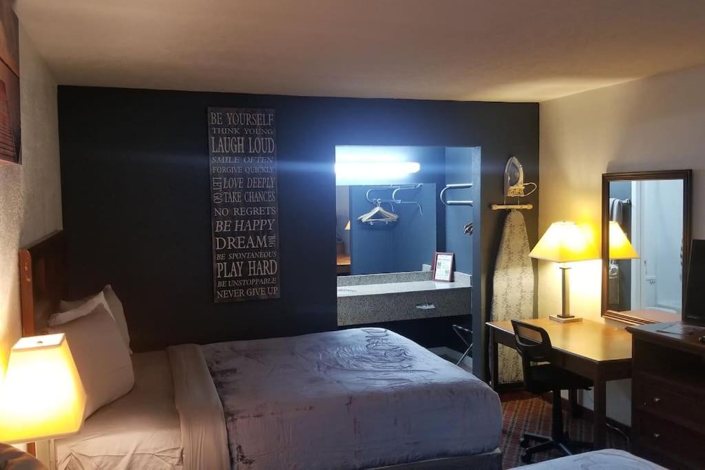 Hotel King Bed Hotel Room 114 Booking Stillwater Luaran gambar